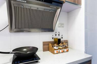 Wuhan Jianghan·Hankou Railway Station· Locals Apartment 00120600