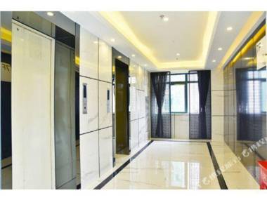 Xana Hotelle Wuhan Lingjiao Lake Wanda Plaza Branch