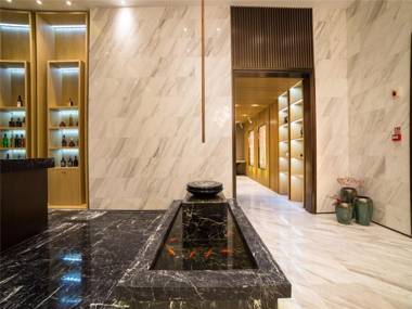 Jinjiang Metropolo Hotel Wuhan Guanggu Avenue