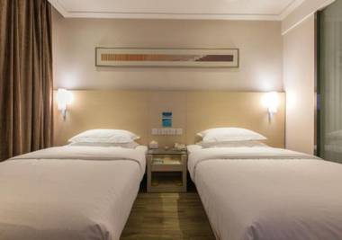 City Comfort Inn Wuhan Sports Center