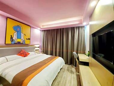 Jun Hotel Hubei Wuhan Jianghan District Jianghan Road Walking Street
