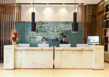 Echarm Hotel Wuhan Huangpu Erqi Xiaolu Metro Station