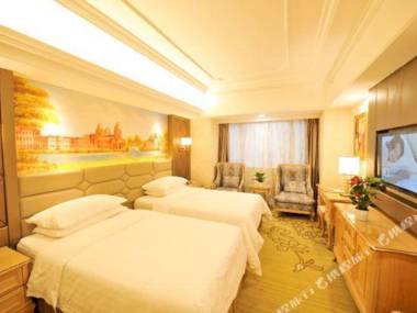 Vienna International Hotel (Wuhan Yangguang Yuhang)