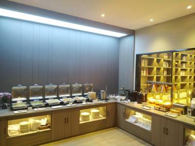 Hanting Hotel Wuhan Huashan Software New Town