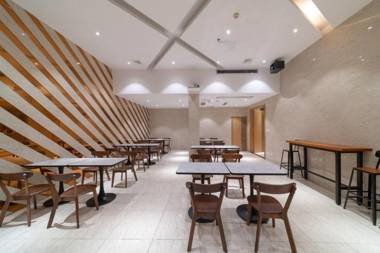 Hanting Hotel Wuhan Qingshan Honggangcheng