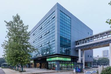 Ji Hotel Wuhan Optical Valley Chuangye Street
