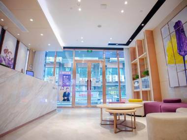 Lavande Hotel Wuhan Optics Valley Plaza