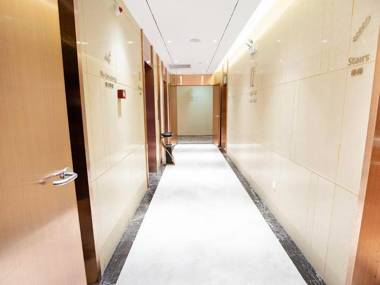 Lavande Hotel Wuhan Optics Valley Plaza