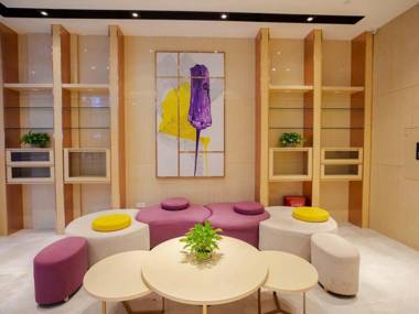 Lavande Hotel Wuhan Optics Valley Plaza