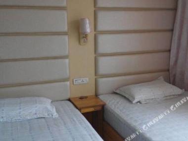 Seven Days Holiday Apartment Hotel