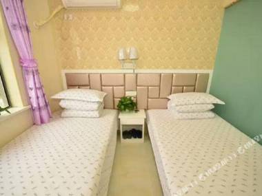 Seven Days Holiday Apartment Hotel