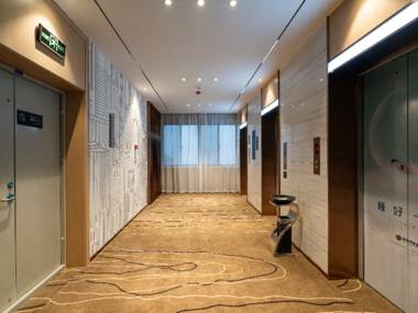 City Comfort Inn Wuhan Caidian Renmin International Motor City