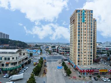 City Comfort Inn Wuhan Caidian Renmin International Motor City