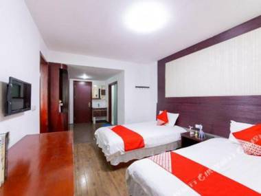 Cangnan Tianhe Hotel