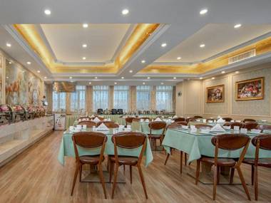 Vienna Hotel Shandong Weihai Wendeng Wenshan Road