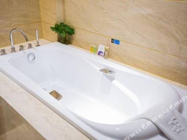 Peninsula Fino International Hotel