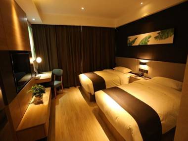 UP and IN Hotel Shandong Huaifang Qingzhou District Bus Station