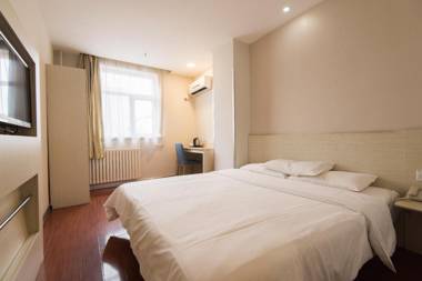 Hanting Hotel Urumqi Railway Bureau Metro Station