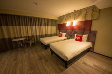 Ibis Urumqi Weixing Square Hotel