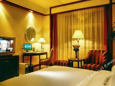 Royal International Hotel