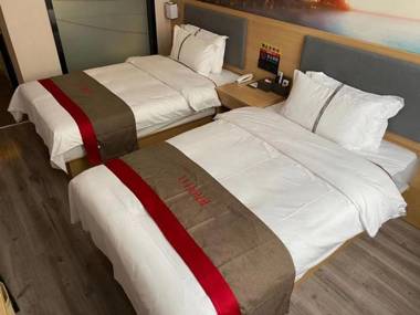 Jun Hotel Xinjiang Urumqi Shuimogou District Shanshuiyayuan