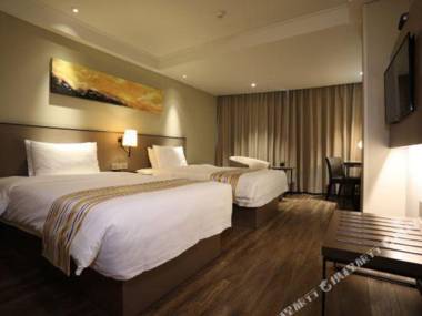 Ru Jia Jing Xuan Jiu Dian (Wu Lu Mu Qi Huang He Lu Shi Zhong Dian )