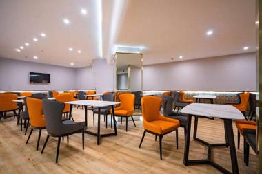 Starway Hotel Urumqi Nanhu Plaza