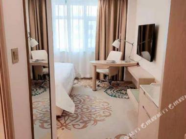 Vienna International Hotel (Urumqi International Airport)