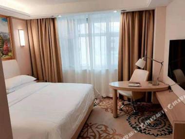 Vienna International Hotel (Urumqi International Airport)