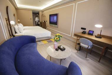 Madison Urumqi High-speed Railway Station Wanda Plaza