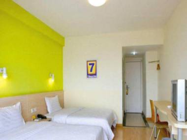 7 Days Inn Tongliao Min Hang Road Branch