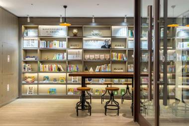 Hanting Hotel Tianjin Waterpark