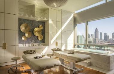 Four Seasons Hotel Tianjin