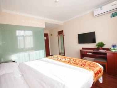 GreenTree Inn Tianjin First Center Hospital Subway Station Shell Hotel