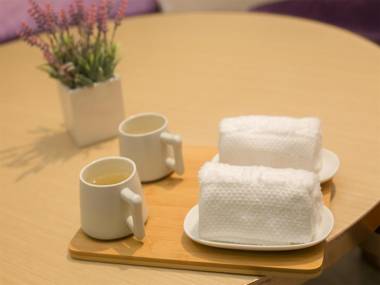 Lavande Hotels Tianjin Wuqing Highspeed ​​Railway Station Daguangming Center