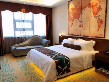 James Joyce Coffetel· Tianjin Olympic Center Lingbin Road Metro Station