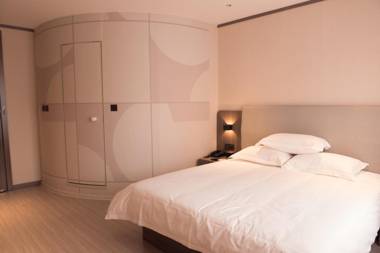 Hanting Hotel(Tianjin Railway Station Xinkai Road)