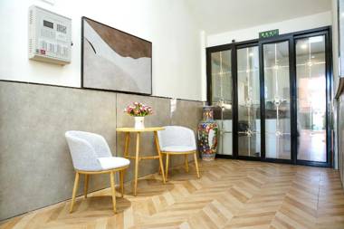 Hi Inn Tianjin North China Group Metro Station