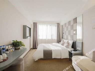 Zsmart Hotel (Tianjin Binhai Finacial Free Trade Zone Yujiabao High-speed Railway Station)
