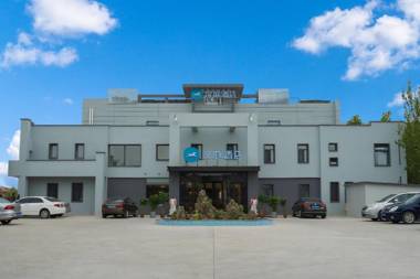 Hanting Hotel Tianjin Binhai Airport Economic Zone Metro Station