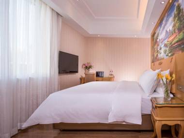 Vienna Hotel Tianjin Haiguang Temple Metro Station