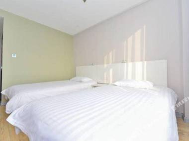 Pebble Motel (Tianjin Meijiang Conference & Exhibition Center Heiniucheng Road Metro Station)