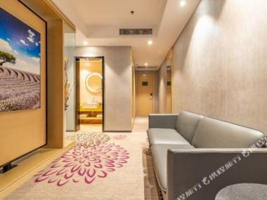 Lavande Hotel (Tianjin Youyi Road Wudadao)