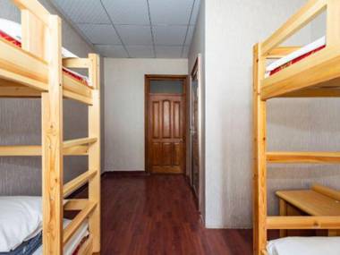 Yuelai Hotel (Tianjin Tanggu Railway Station)