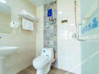 New Youth Crystal Hotel