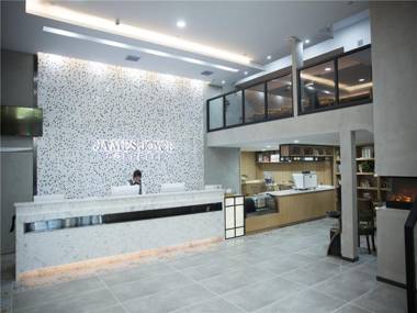 James Joyce Coffetel·South Taiyuan Railway Station Shanxi University