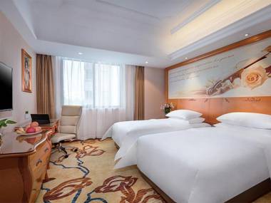 Vienna Hotel Shanghai Chongming New City Lvhai Road