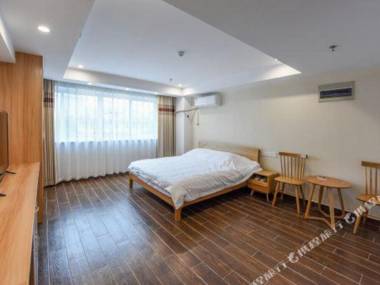 Taicang Your Crown Trip Inn