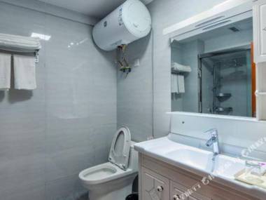 Taicang Your Crown Trip Inn