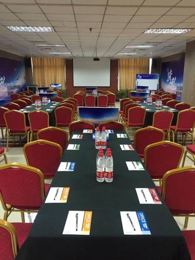 Starway Hotel Shijiazhuang Railway Station